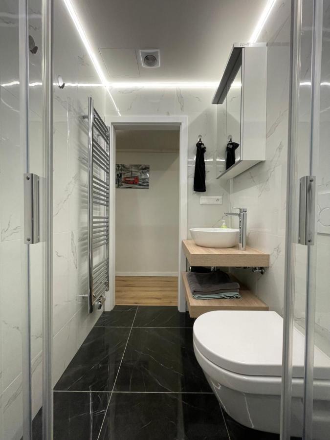 Andrews Cosy Apartment Прага Екстериор снимка